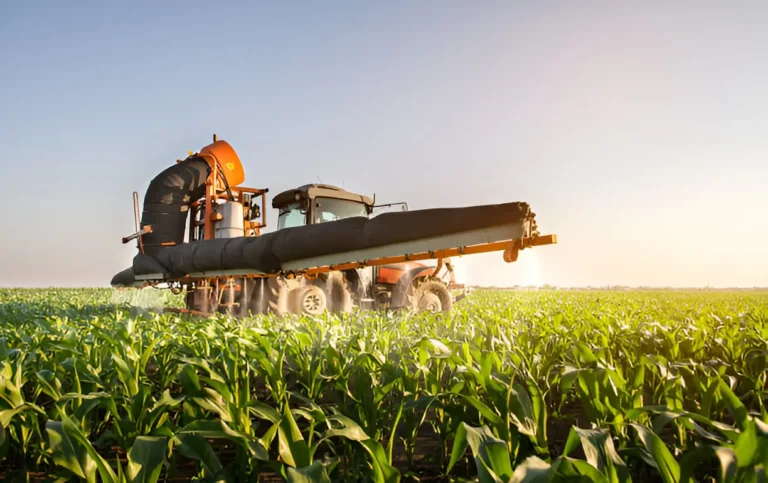 Benefits of Using the Right Agricultural Spray Equipment for Higher Crop Yields