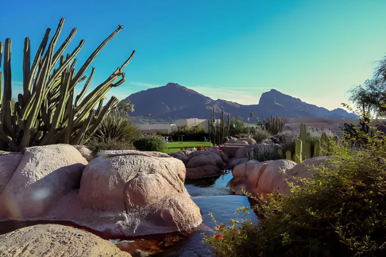 What Resort-Style Perks Should You Expect in North Scottsdale