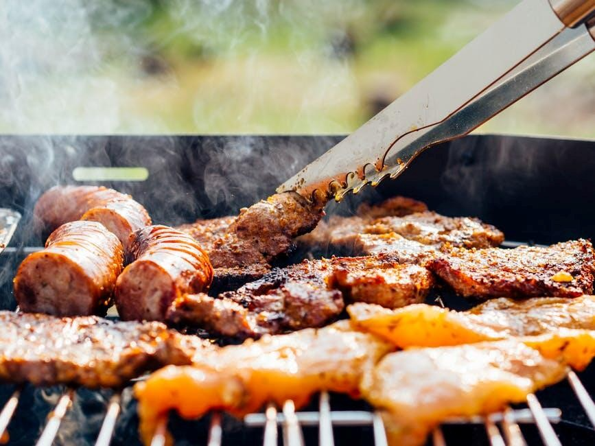 Essential Tips for Building the Perfect Backyard Barbeque Station
