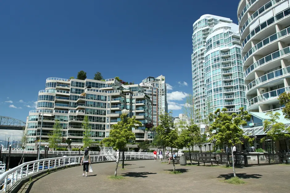 The Environmental Benefits of a Green Roof